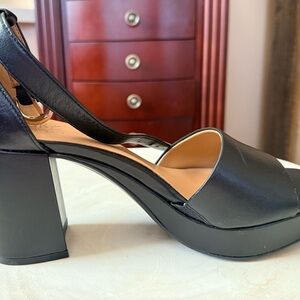 NEW: Naturalizer Pearlyn Black Lea Women's Block Platform Heels 8.5
